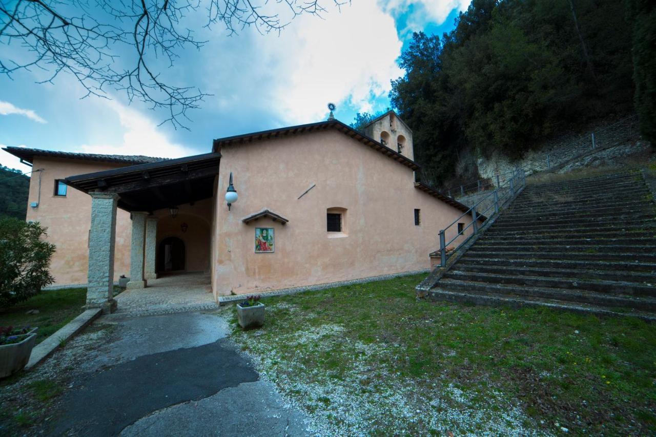 Convento San Bernardino Hotel Montefranco Exterior photo